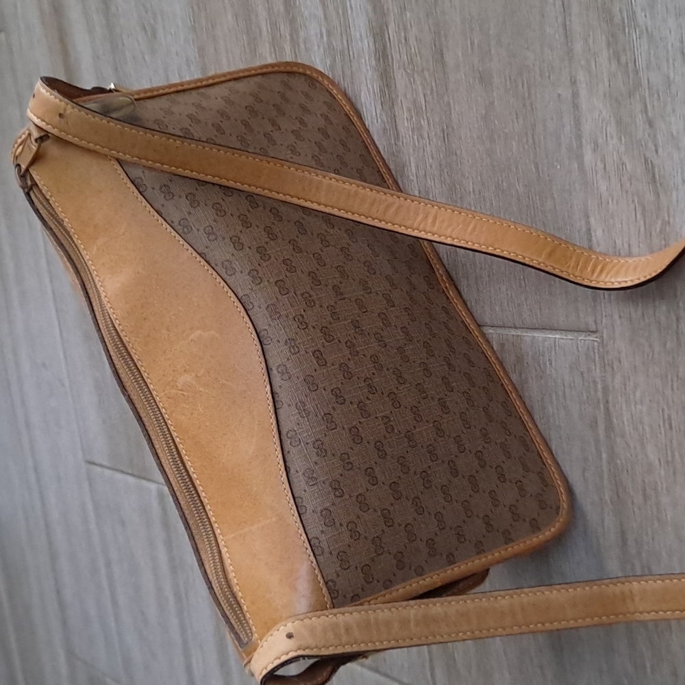 AUTHENTIC Vintage Gucci bag - Picture 12 of 17